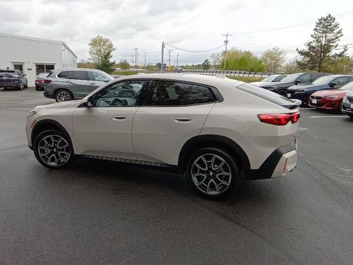 Dune Grey Metallic 2026 BMW X2 xDrive28i
