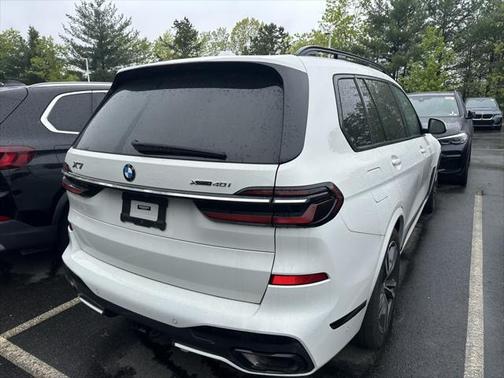 2023 BMW X7 xDrive40i