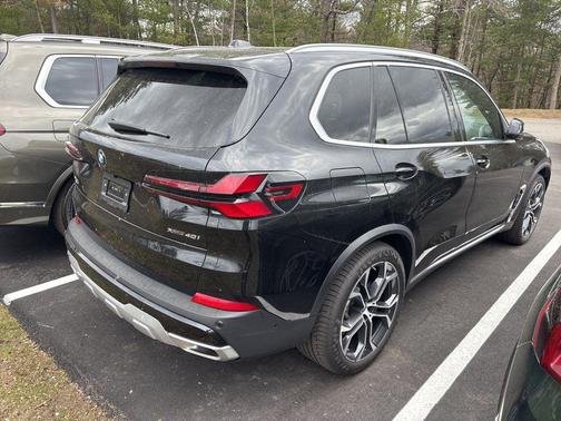 Black Sapphire Metallic 2026 BMW X5 xDrive40i