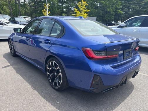 Portimao Blue Metallic 2025 BMW M340 xDrive