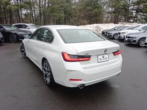 2025 BMW 330 xDrive
