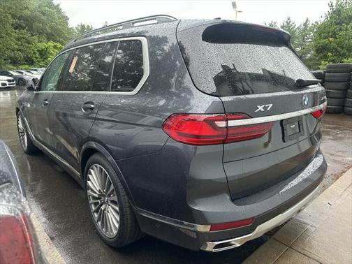 2022 BMW X7 xDrive40i