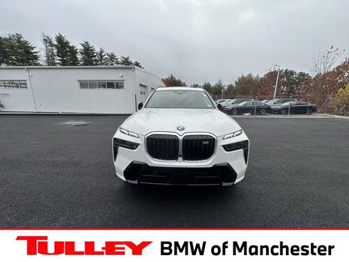 2025 BMW X7 M60i