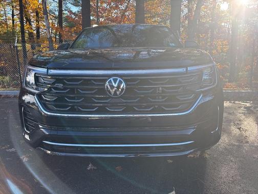 2024 Volkswagen Atlas Cross Sport 2.0T SEL