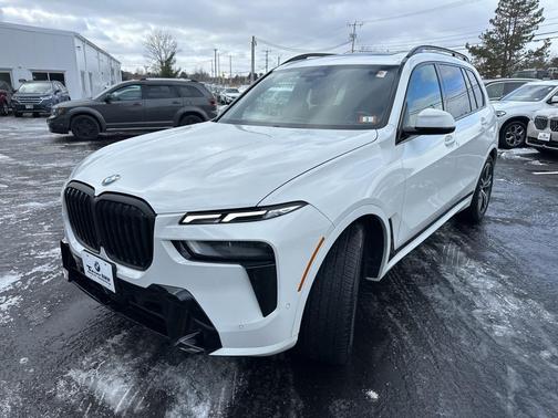 2023 BMW X7 xDrive40i