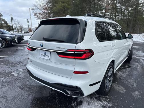 2023 BMW X7 xDrive40i