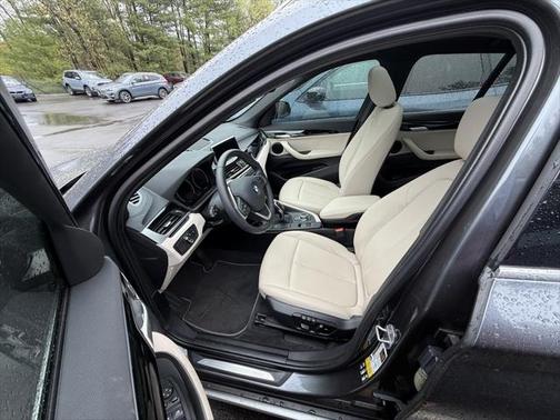 2022 BMW X1 xDrive28i