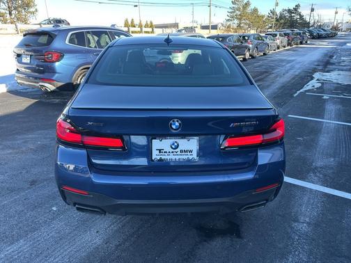2022 BMW M550 i Xdrive