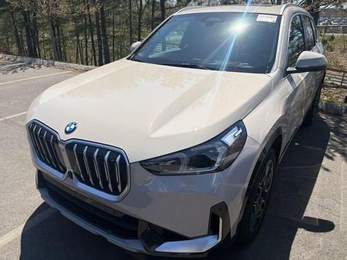 Dune Grey Metallic 2026 BMW X1 xDrive28i