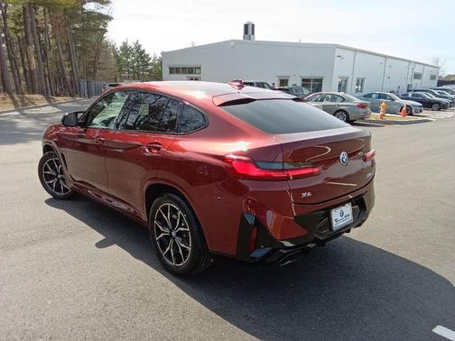 Red Metallic 2025 BMW X4 M40i