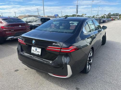2025 BMW 540 i xDrive