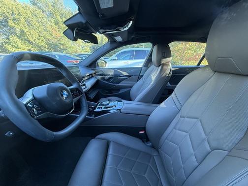 2024 BMW 540 xDrive