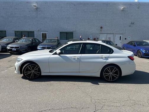 2022 BMW 330 xDrive