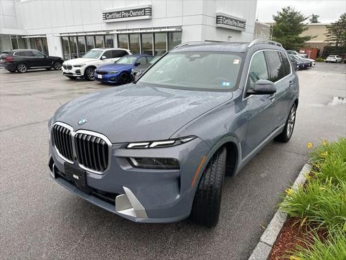 2025 BMW X7 xDrive40i
