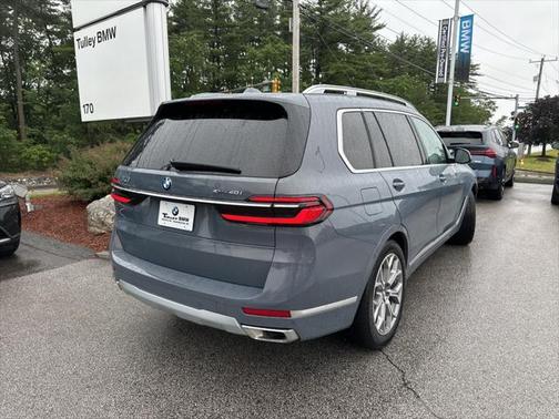 2025 BMW X7 xDrive40i