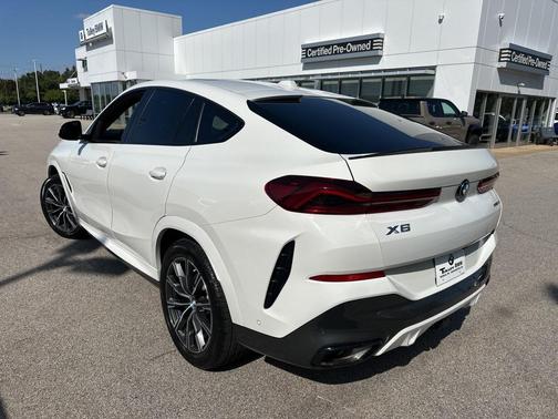 2024 BMW X6 xDrive40i