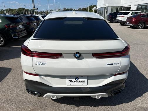 2024 BMW X6 xDrive40i