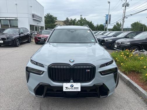 2024 BMW X7 M60i