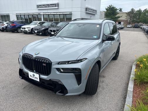 2024 BMW X7 M60i
