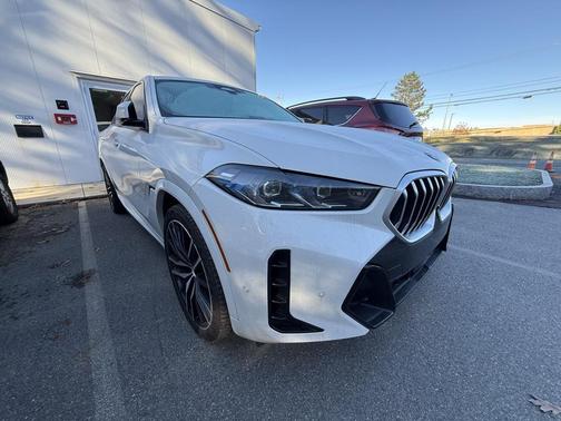 2024 BMW X6 xDrive40i