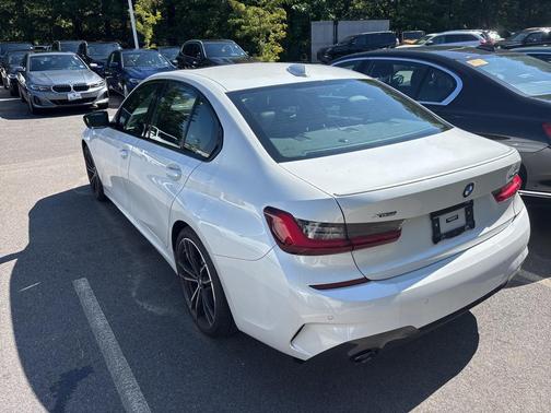 2022 BMW 330 xDrive