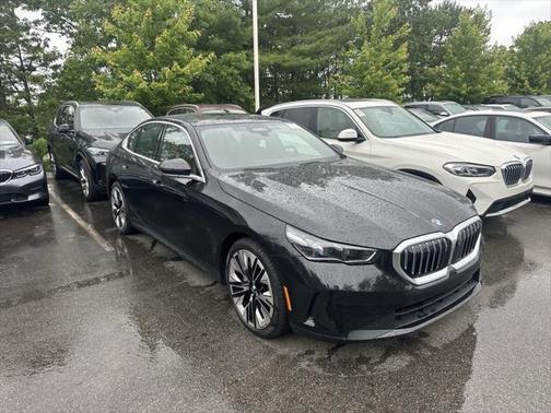 2025 BMW 540 i xDrive