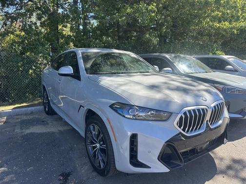 2025 BMW X6 xDrive40i