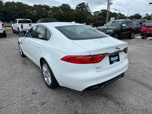 2017 Jaguar XF 35t Premium