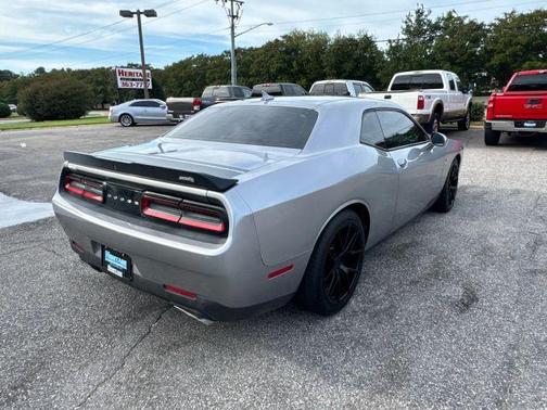 2016 Dodge Challenger R/T Scat Pack