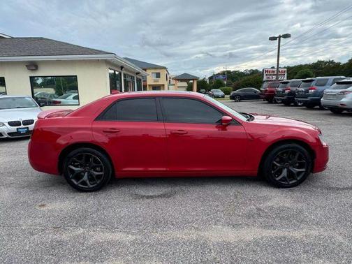 2017 Chrysler 300 S
