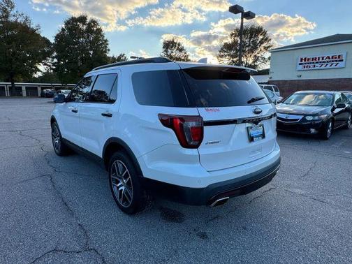 2017 Ford Explorer sport