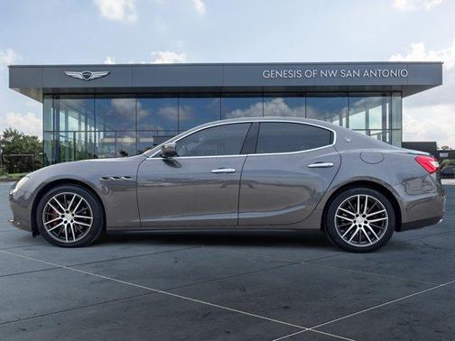 2017 Maserati Ghibli Base