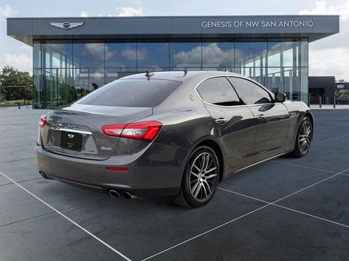 2017 Maserati Ghibli Base