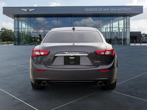 2017 Maserati Ghibli Base