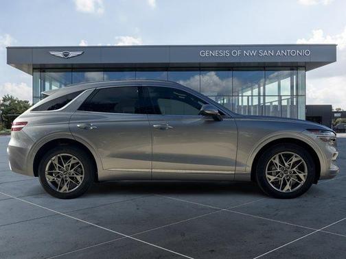 2025 Genesis GV70 2.5T
