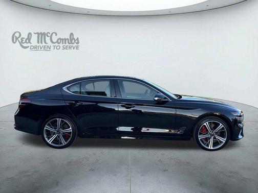 2024 Genesis G70 2.5T