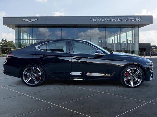 2024 Genesis G70 2.5T