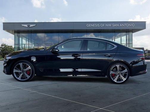 2024 Genesis G70 2.5T