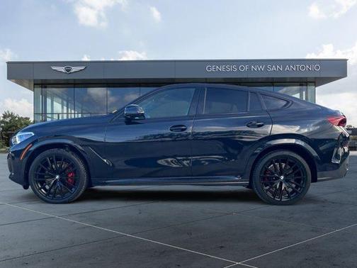 2023 BMW X6 M50i