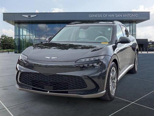 2024 Genesis GV60 Standard