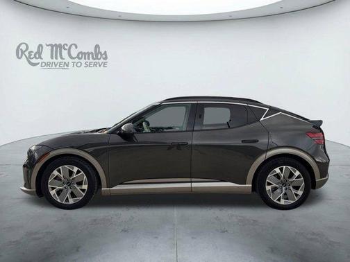 2024 Genesis GV60 Standard