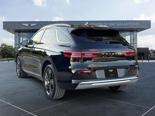 2024 Genesis Electrified GV70 Advanced