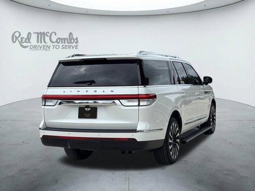 2024 Lincoln Navigator L Black Label