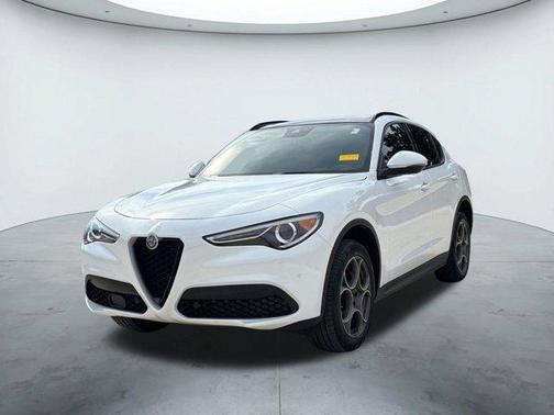 2023 Alfa Romeo Stelvio Sprint