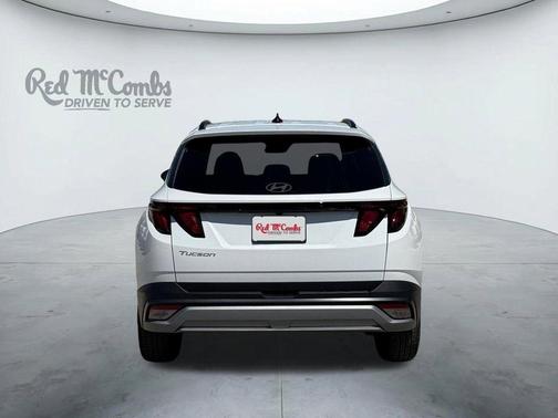 White Pearl 2026 Hyundai TUCSON SEL