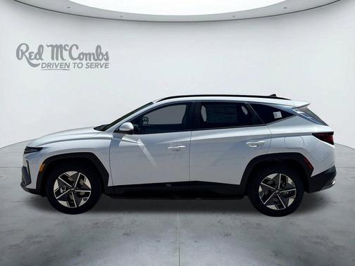 White Pearl 2026 Hyundai TUCSON SEL