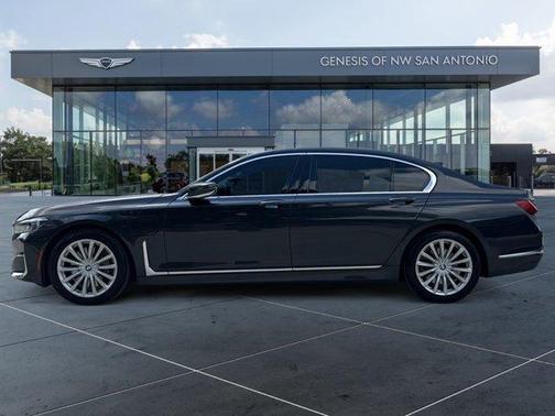 2020 BMW 745e xDrive iPerformance