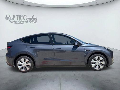 Midnight Silver Metallic 2023 Tesla Model Y Long Range