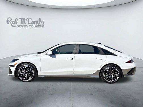 2025 Hyundai IONIQ 6 SEL