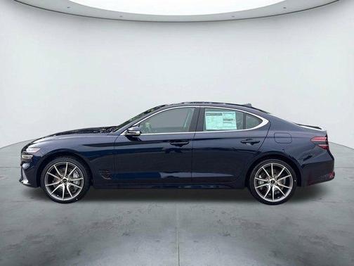 2026 Genesis G70 2.5T Standard